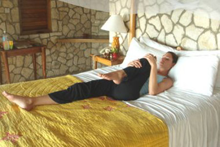 lifehacker.ru_wp_content_uploads_2012_09_6_bedtime_yoga.jpg