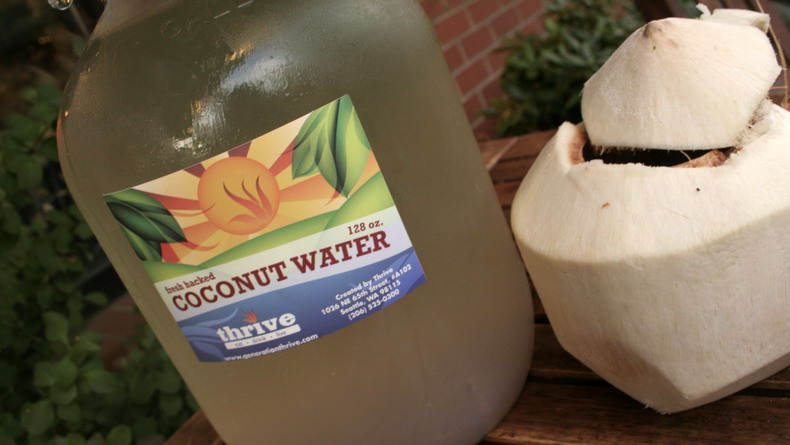 mixednews.ru_wp_content_uploads_2014_09_Coconut_Water_Web.jpg